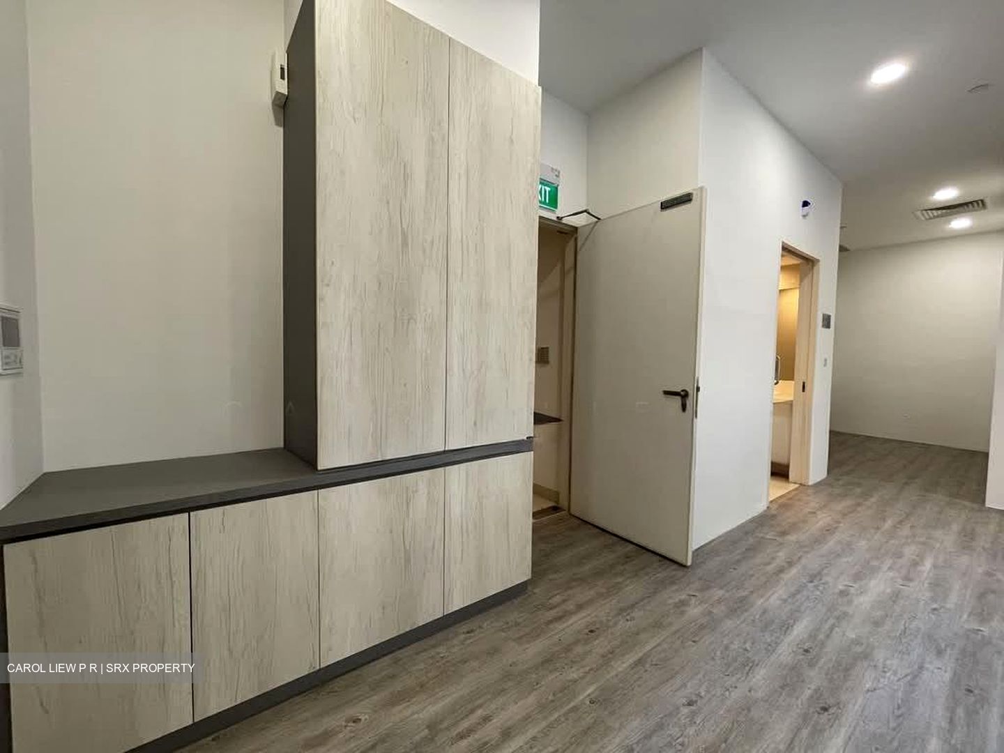 Robinson Square (D1), Office #554004221